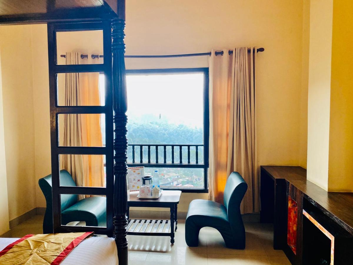 Hotel Aachman Regency Shimla Exteriör bild