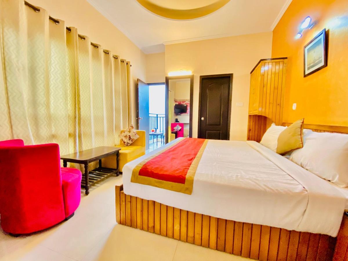 Hotel Aachman Regency Shimla Exteriör bild