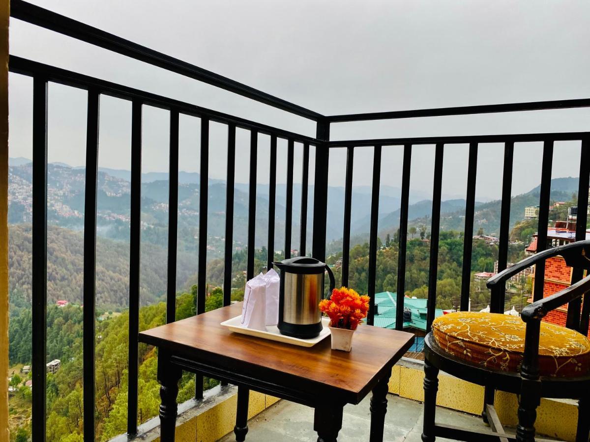 Hotel Aachman Regency Shimla Exteriör bild