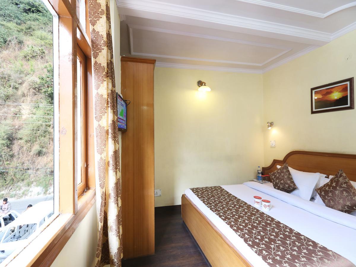 Hotel Aachman Regency Shimla Exteriör bild