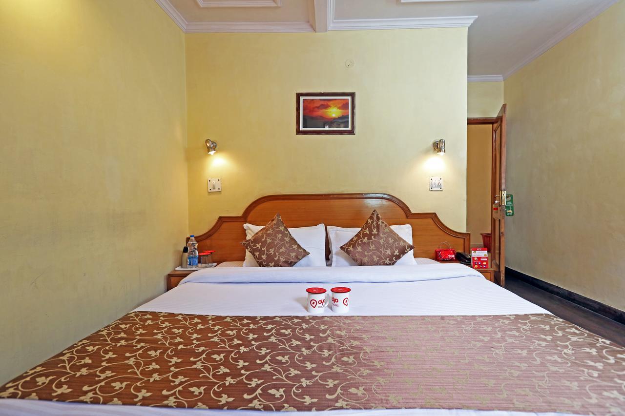 Hotel Aachman Regency Shimla Exteriör bild